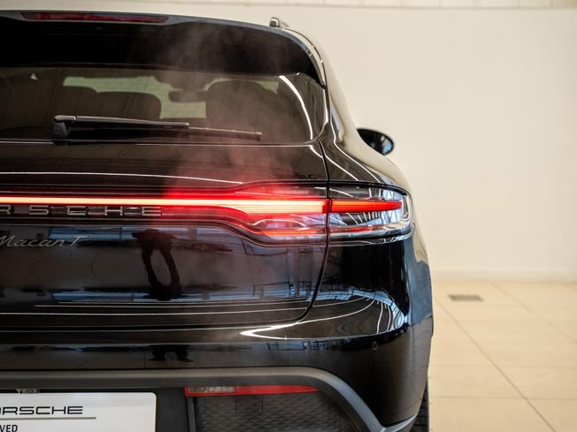 PORSCHE Macan Photo 41
