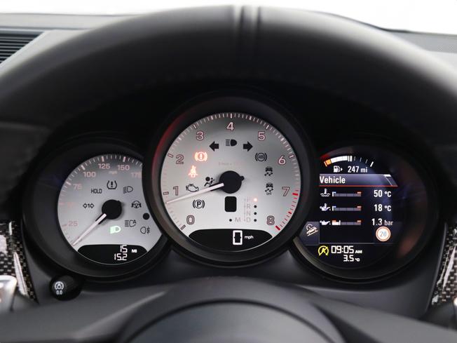 PORSCHE Macan Photo 21
