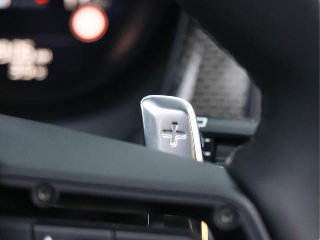 PORSCHE Macan Photo 24