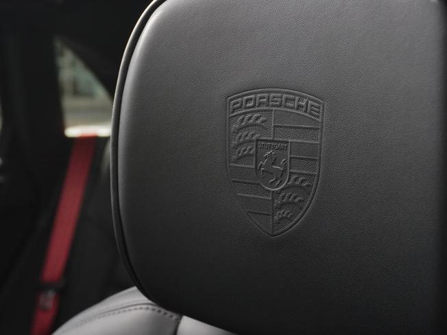 PORSCHE Macan Photo 24