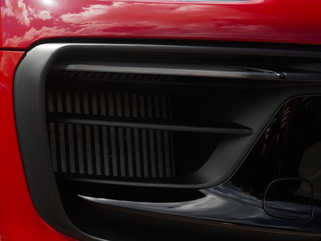 PORSCHE Macan Photo 36