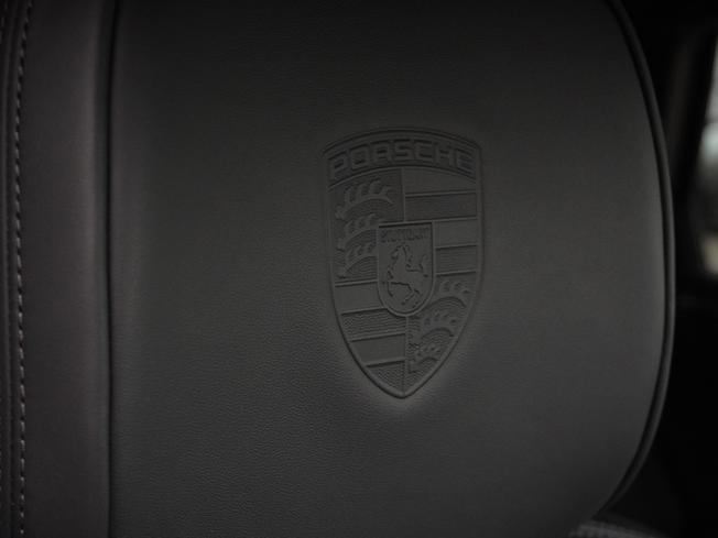 PORSCHE Macan Photo 18