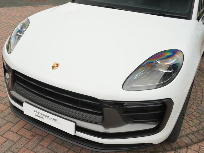PORSCHE Macan Photo 37