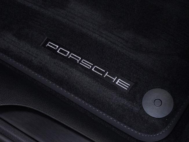 PORSCHE Macan Photo 33