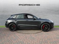 PORSCHE Macan Photo 5
