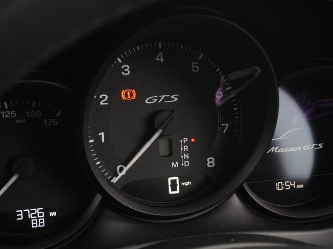PORSCHE Macan Photo 20