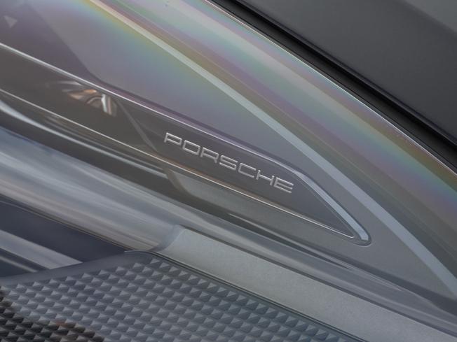 PORSCHE Macan Photo 36