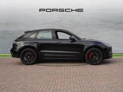 PORSCHE Macan Photo 5