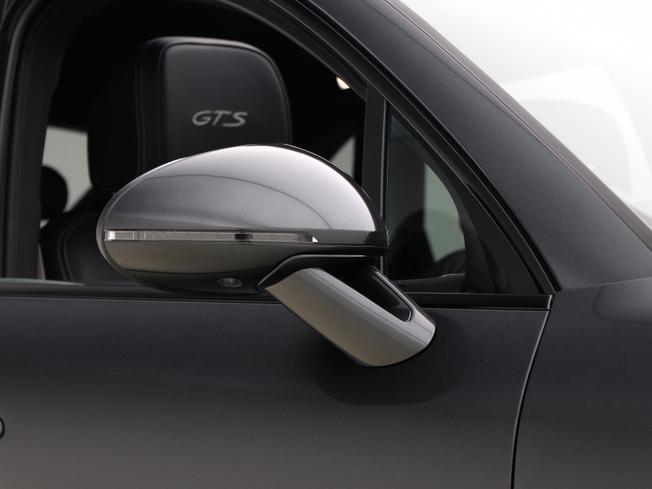 PORSCHE Macan Photo 11