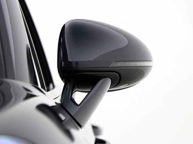 PORSCHE Macan Photo 15