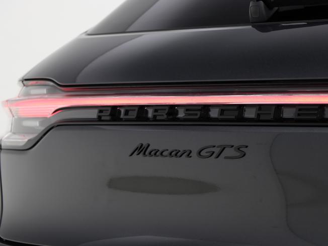 PORSCHE Macan Photo 23