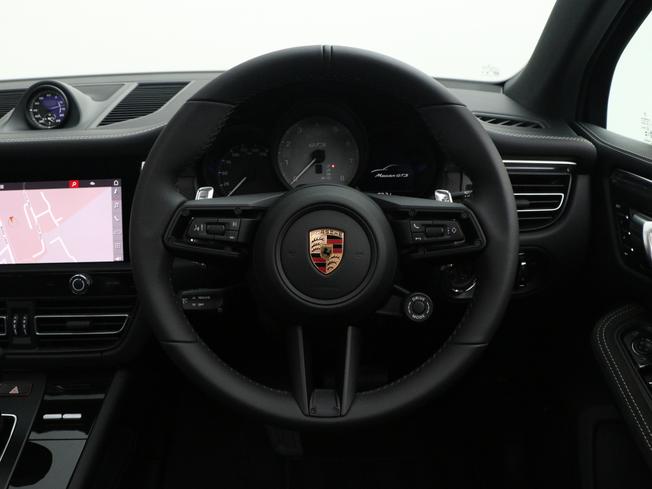 PORSCHE Macan Photo 31