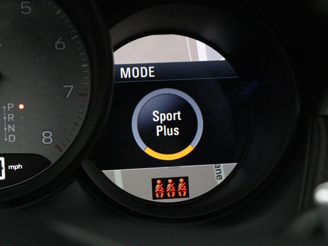 PORSCHE Macan Photo 47