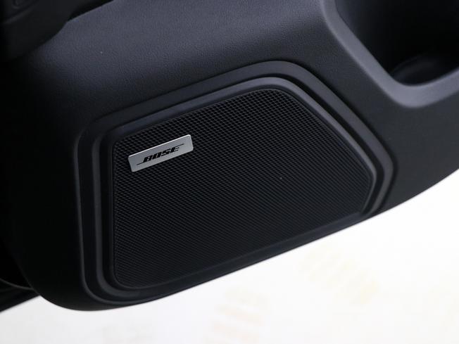 PORSCHE Macan Photo 26
