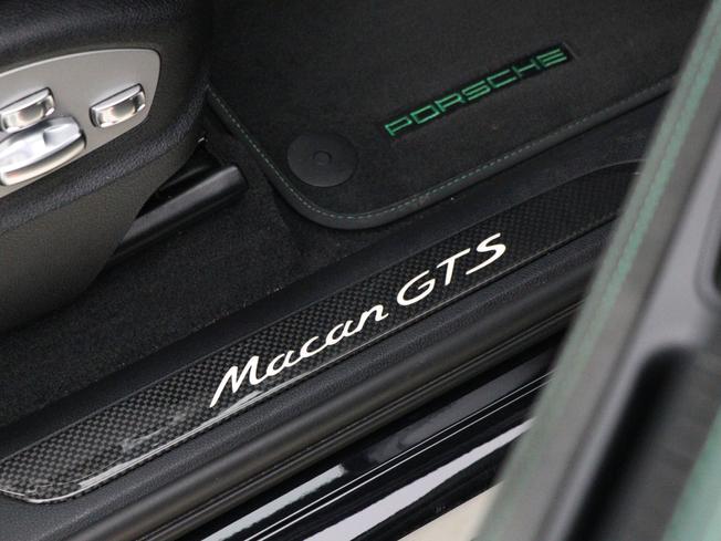 PORSCHE Macan Photo 33