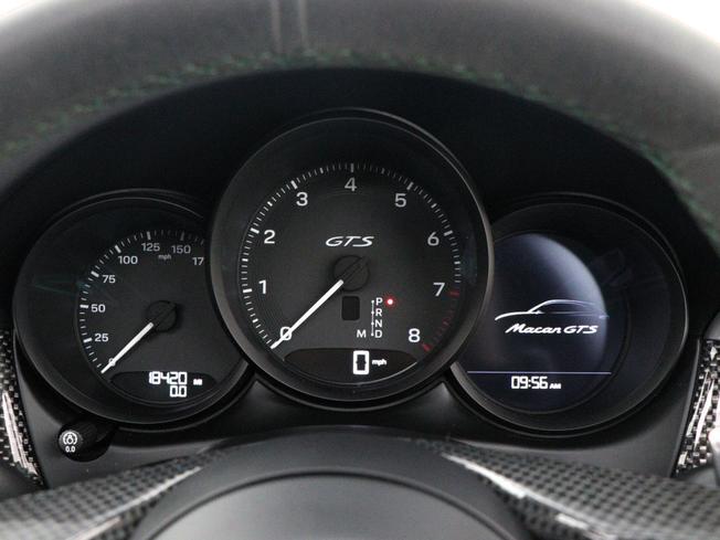PORSCHE Macan Photo 37
