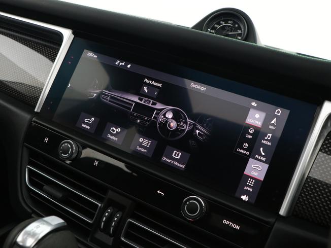 PORSCHE Macan Photo 42