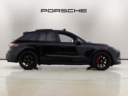 PORSCHE Macan Photo 5