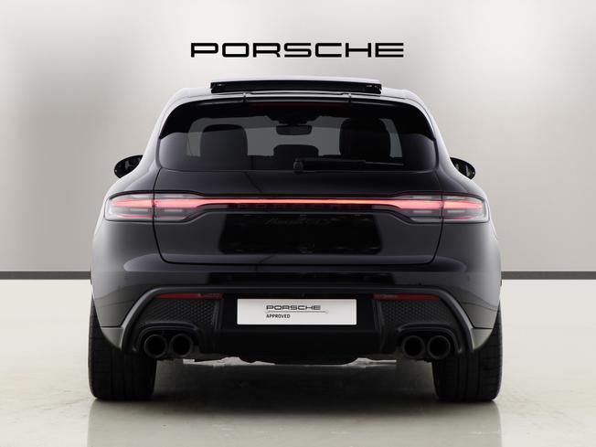 PORSCHE Macan Photo 8