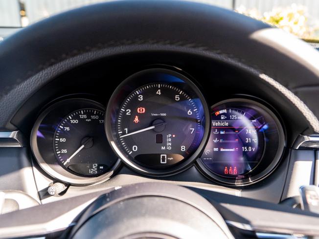 PORSCHE Macan Photo 22