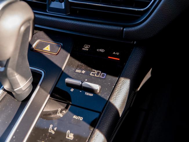 PORSCHE Macan Photo 26