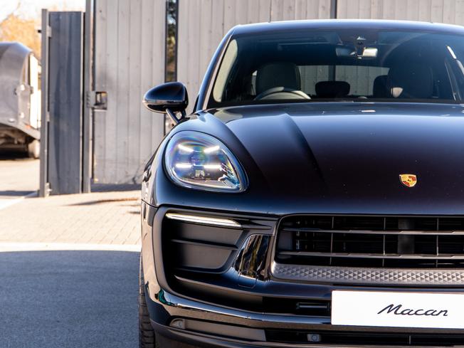 PORSCHE Macan Photo 30