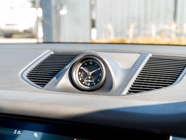 PORSCHE Macan Photo 33
