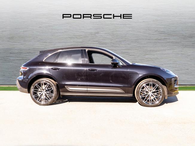 PORSCHE Macan Photo 5
