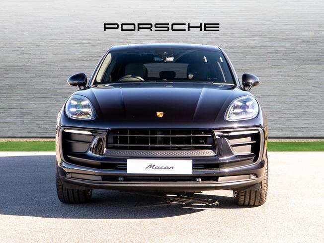 PORSCHE Macan Photo 6