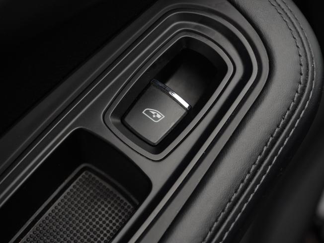 PORSCHE Macan Photo 23