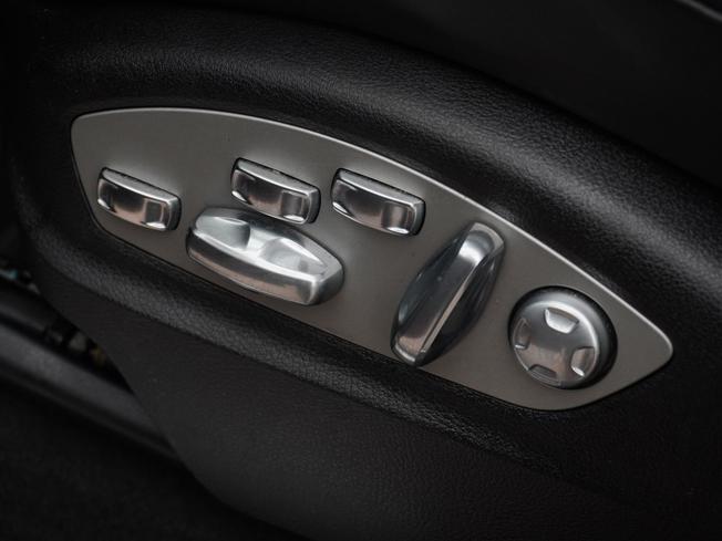 PORSCHE Macan Photo 36