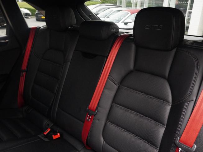 PORSCHE Macan Photo 7