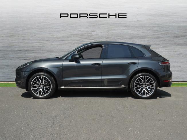 PORSCHE Macan Photo 5