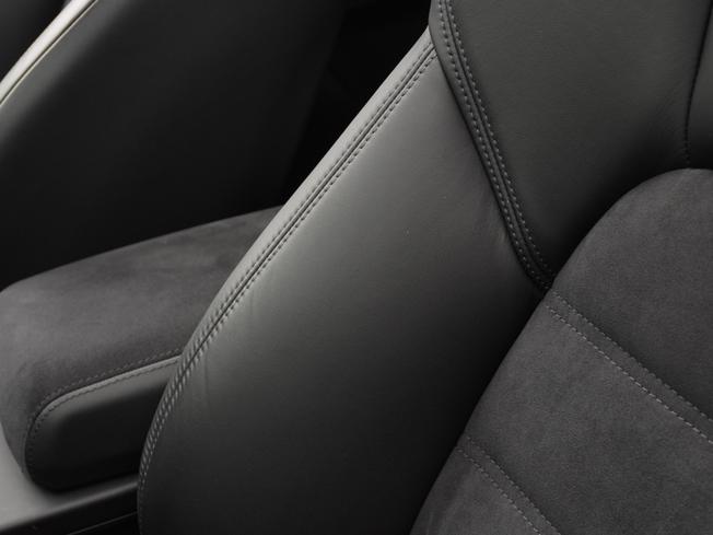 PORSCHE Macan Photo 14