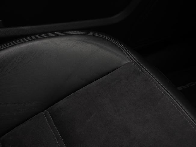 PORSCHE Macan Photo 18