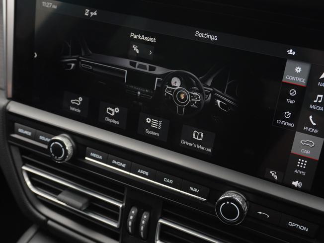 PORSCHE Macan Photo 22
