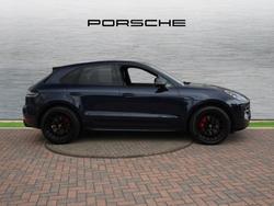 PORSCHE Macan Photo 5