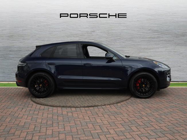 PORSCHE Macan Photo 5