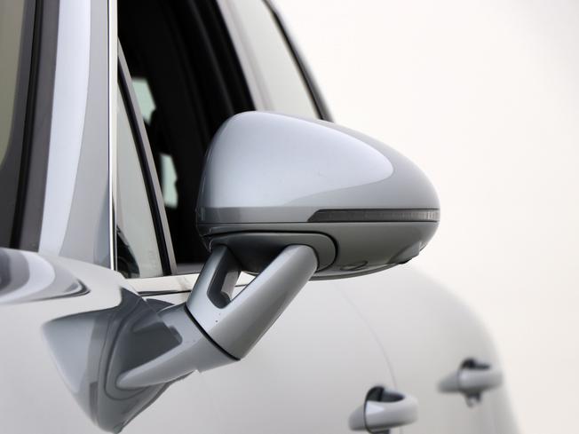 PORSCHE Macan Photo 17
