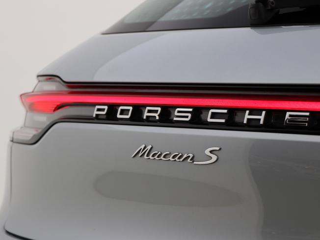 PORSCHE Macan Photo 22