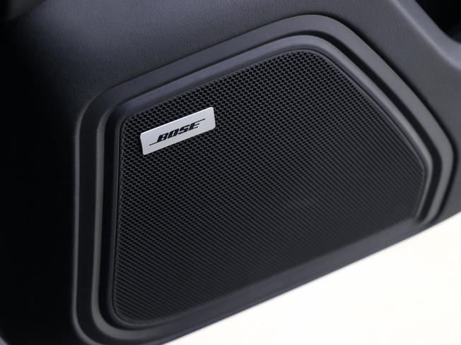 PORSCHE Macan Photo 36