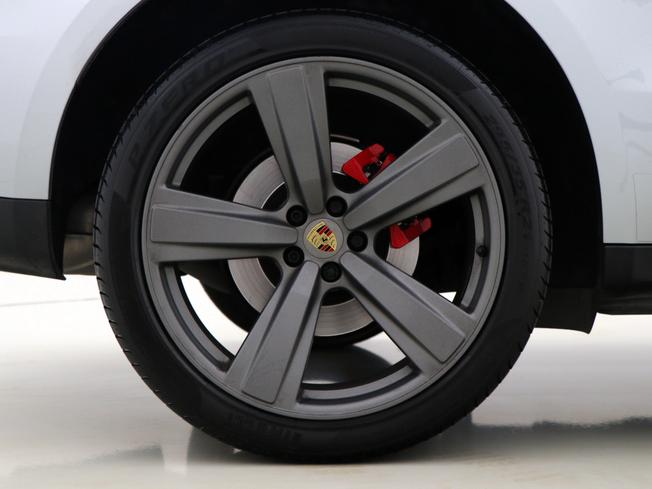 PORSCHE Macan Photo 4