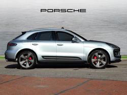 PORSCHE Macan Photo 5