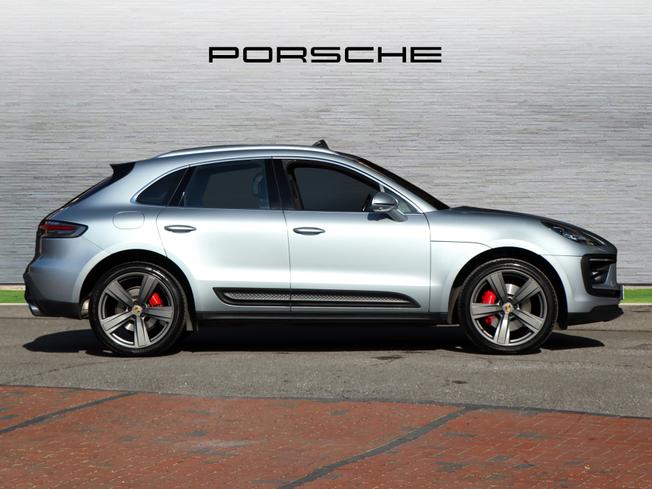 PORSCHE Macan Photo 5