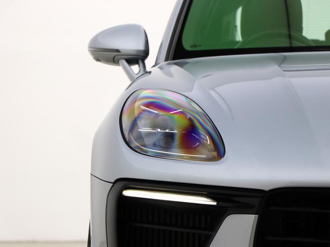 PORSCHE Macan Photo 9