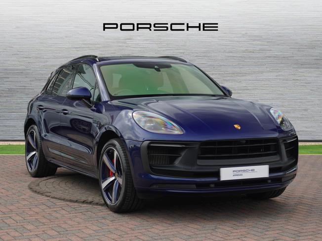 PORSCHE Macan Photo 1