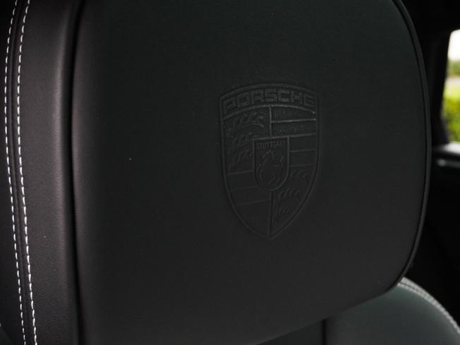 PORSCHE Macan Photo 15