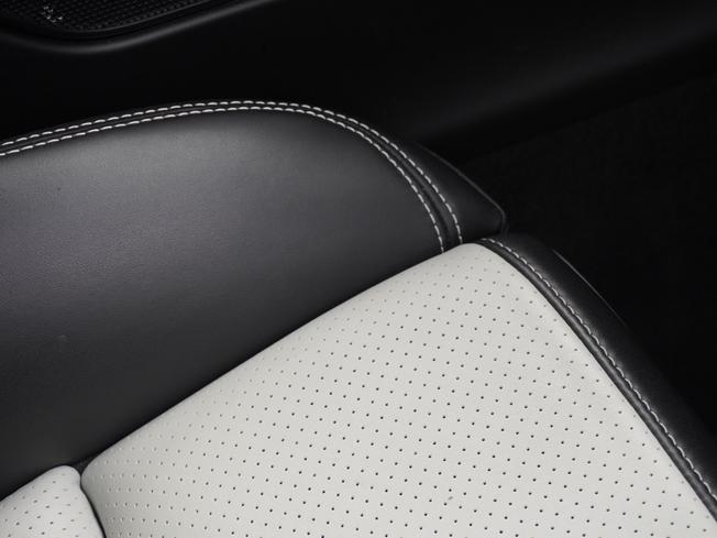 PORSCHE Macan Photo 20