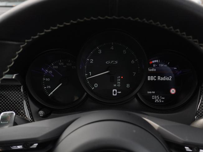 PORSCHE Macan Photo 24