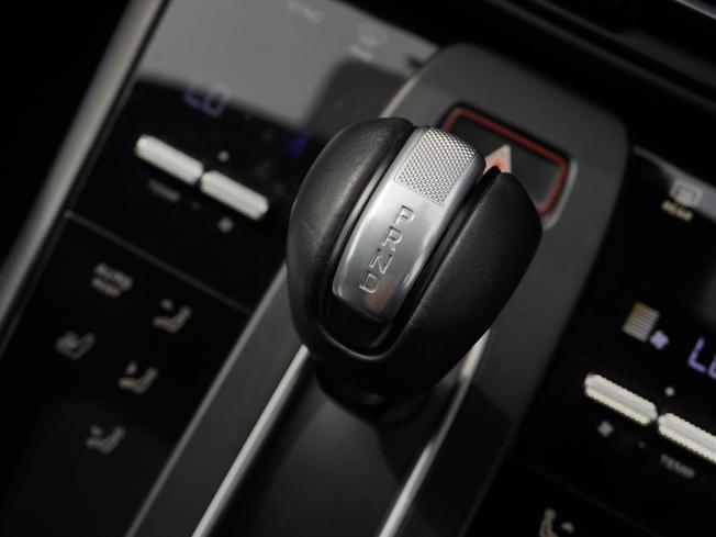 PORSCHE Macan Photo 28